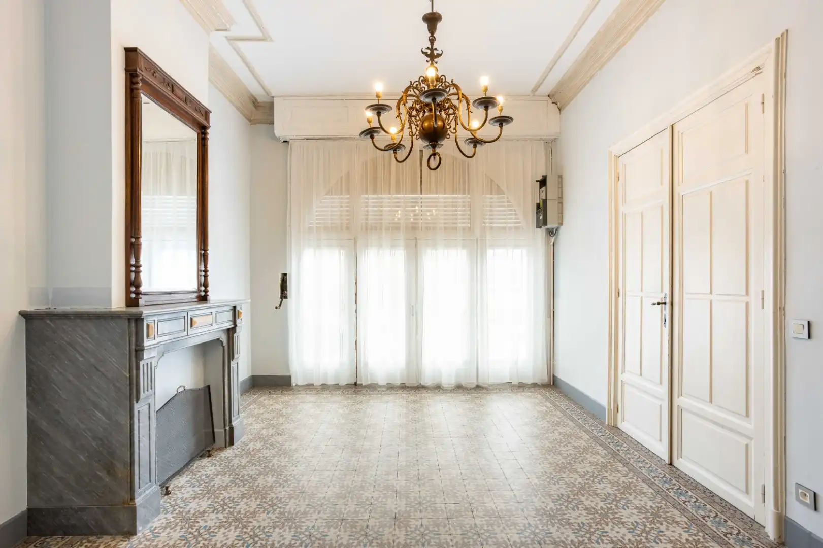 Prachtige Art-Deco woning met 5 slaapkamers foto 9