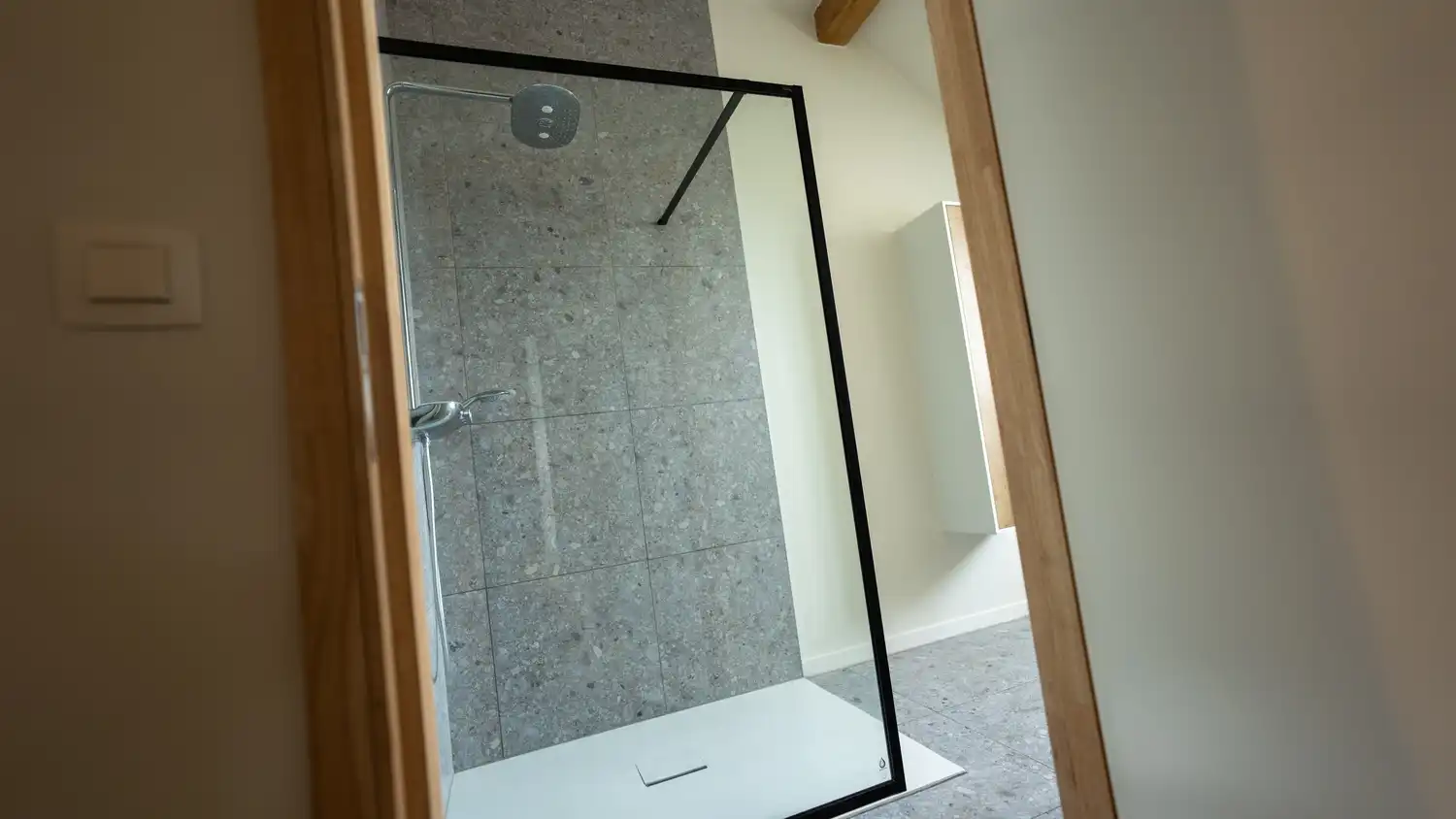 Penthouse met charmante afwerking en loftgevoel in het hart van Bocholt! foto 9