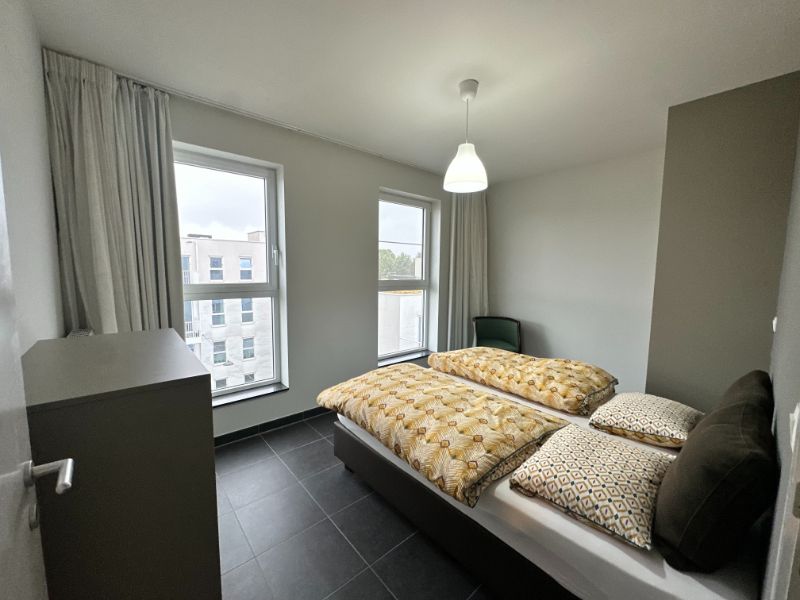 Instapklaar bemeubeld 2-slpk appartement met  terras, en kelder centrum Geel foto 9
