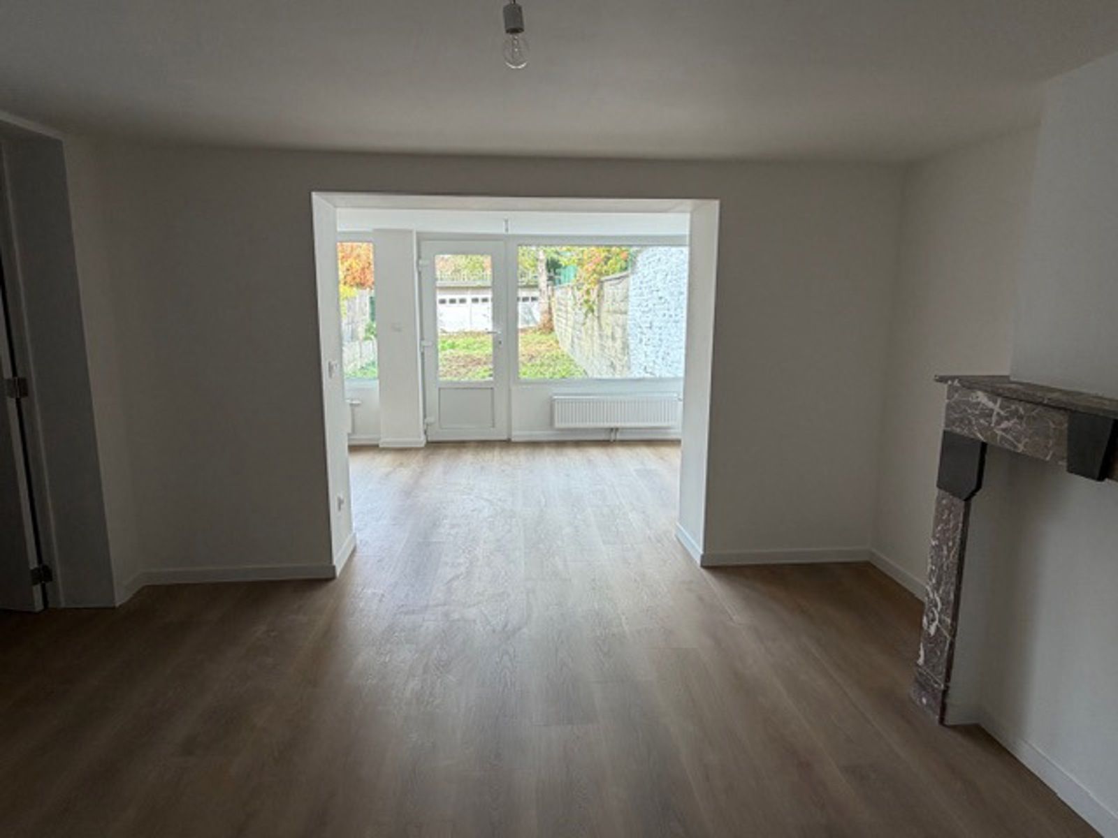 Volledig gerenoveerde woning 4 slpks garage te Tienen foto 9