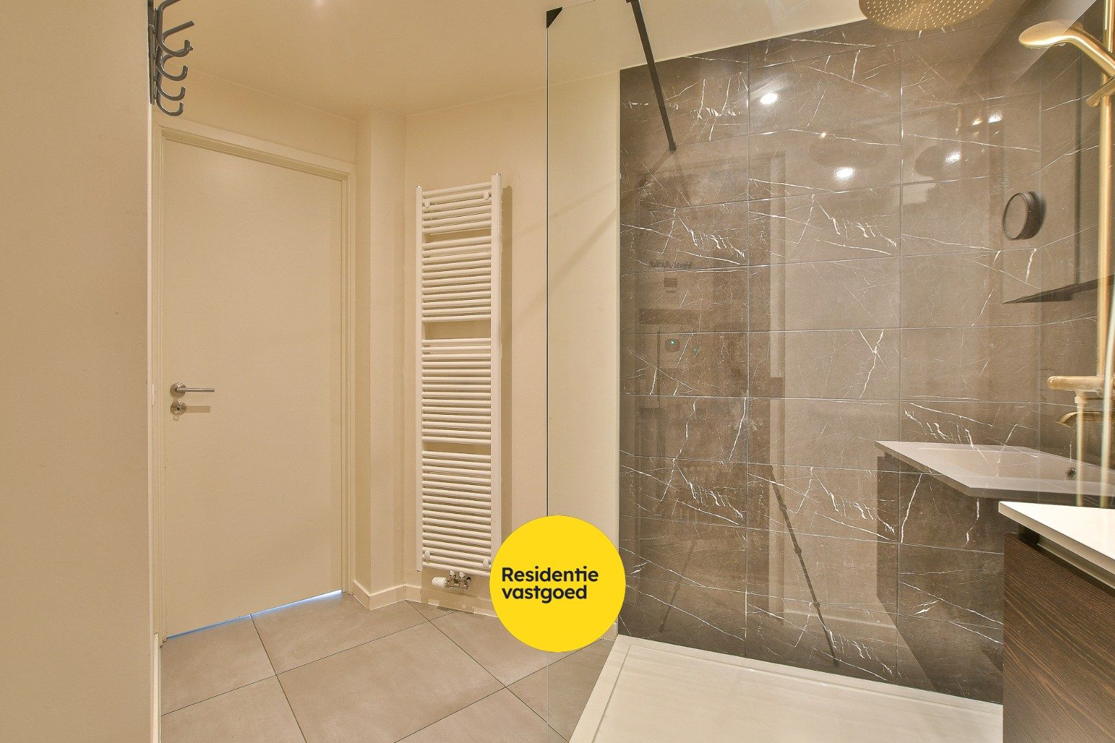 Te huur: modern appartement met 2 slaapkamers in hartje Blankenberge! foto 12