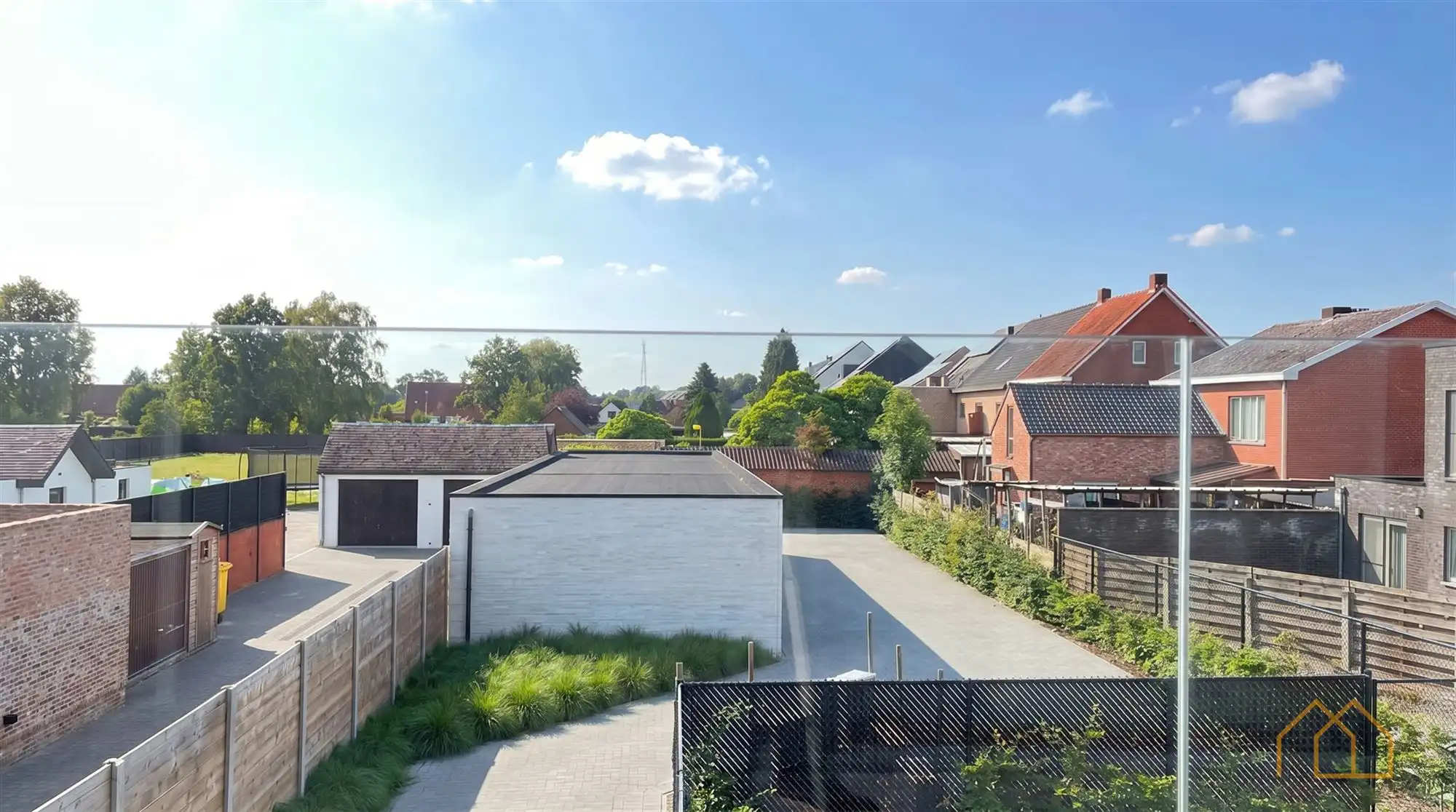 Appartement met terras en carport foto 22