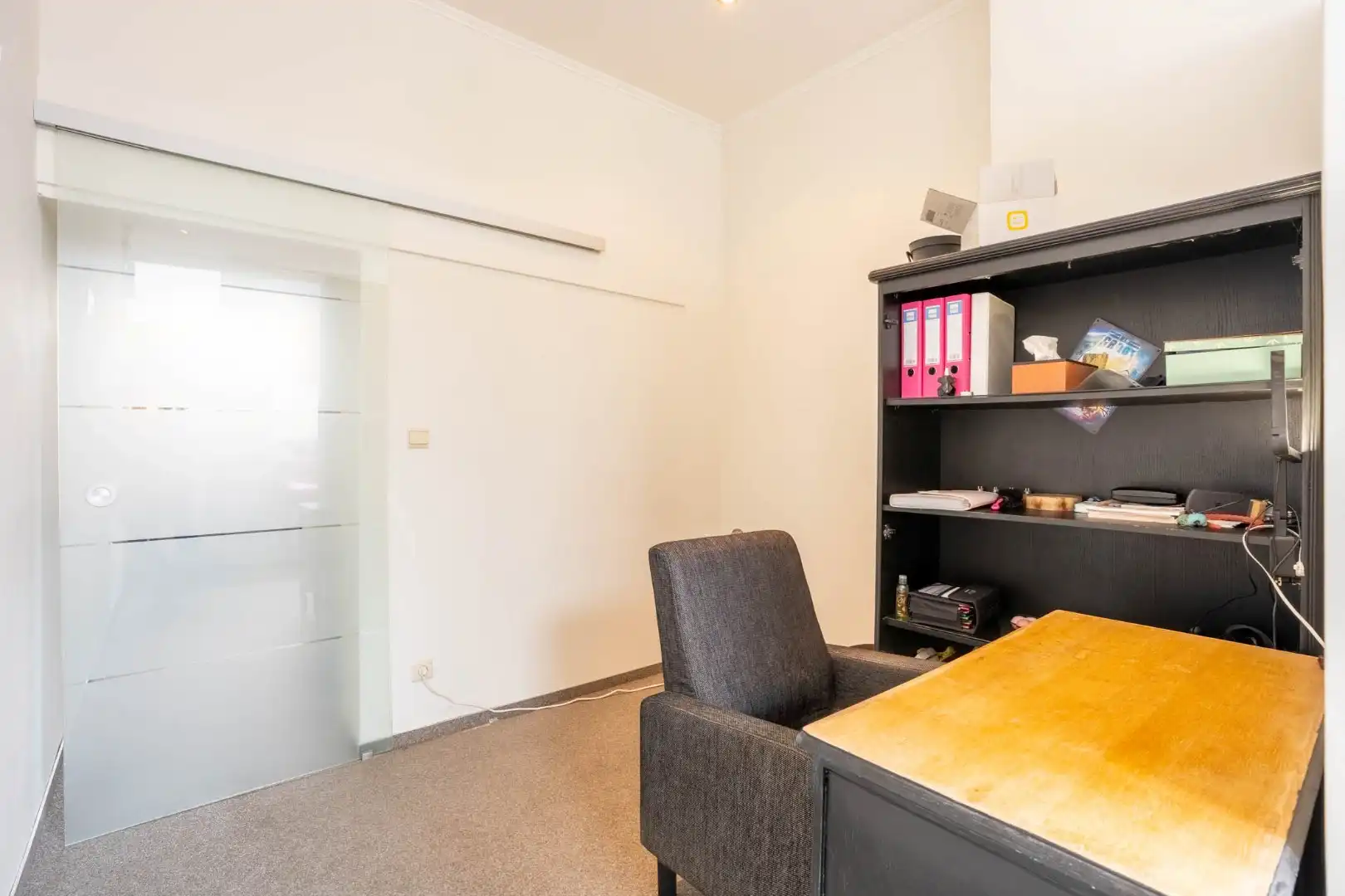 Een knusse rijwoning met tuintje en 3 slaapkamers, gelegen pal in het centrum van Maaseik. foto 4