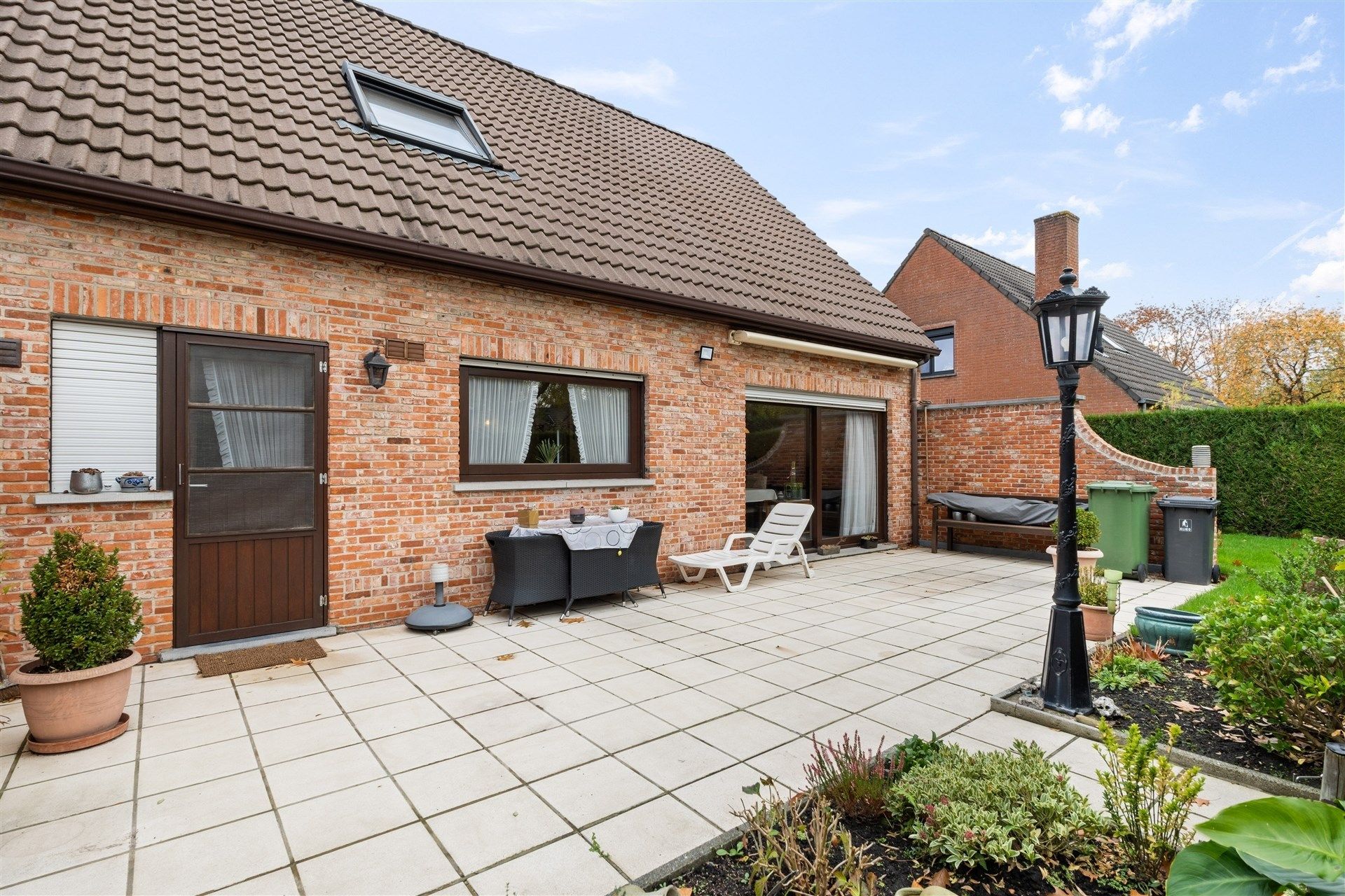 Halfopen bebouwing op zeer centrale ligging. foto 12