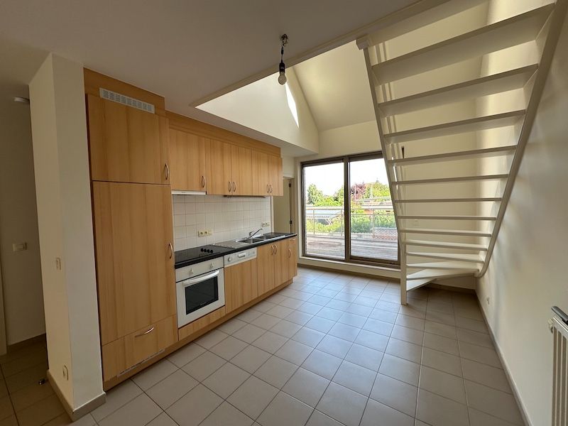 🏡 Te huur in Knesselare (Aalter) – Duplex appartement met 2 terrassen & garage! 🏡 foto 4