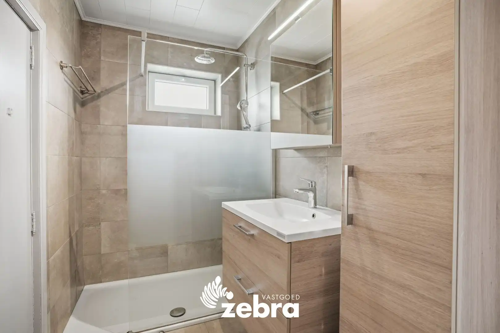 Woning met 3 slaapkamers en gezellige tuin te Tielt! foto 15