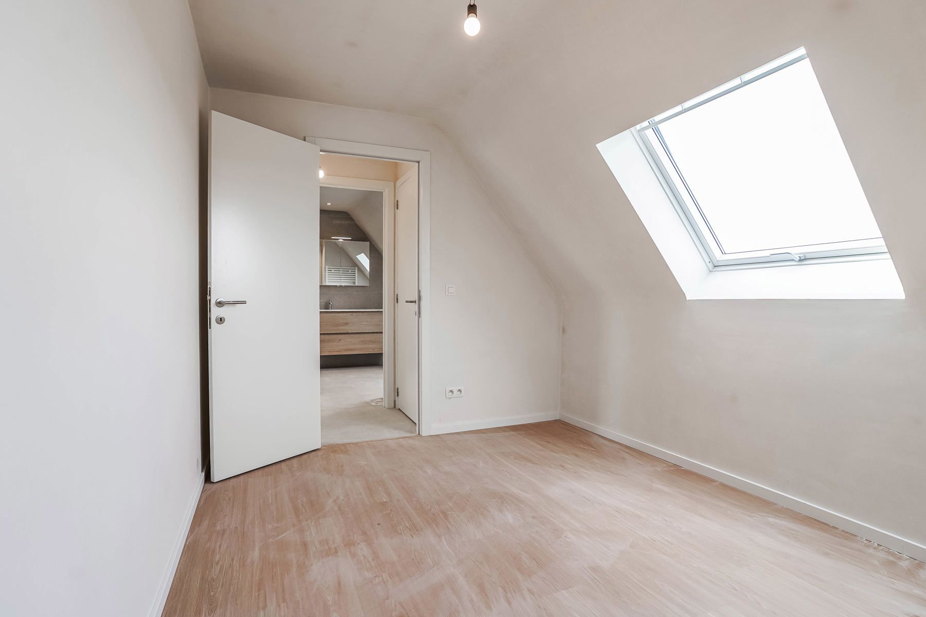 Fantastisch nieuwbouw duplex appartement (BEN) met groot terras én lift te Kapelle-Op-Den-Bos foto 19