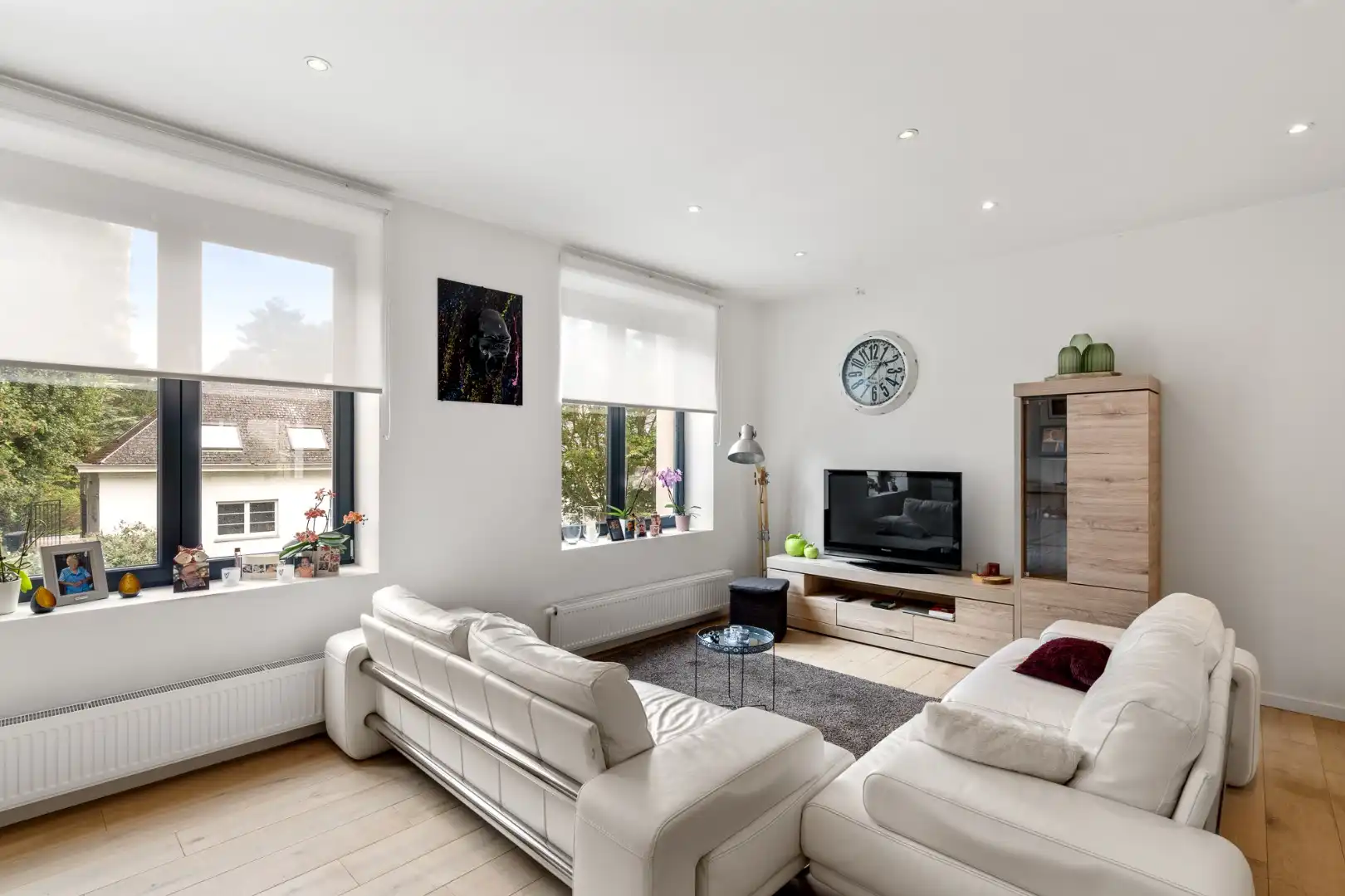 SCHITTEREND 2 SLPK APPARTEMENT MET ZONNIG TERRAS VLAKBIJ CENTRUM foto 3