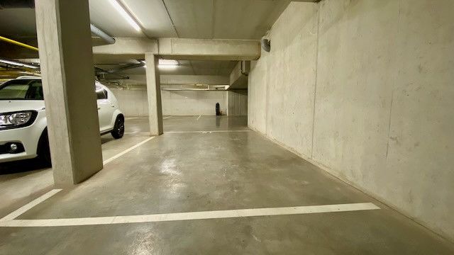 Ruime ondergrondse parking in het mooie domein 'Drakenhof'! foto 7