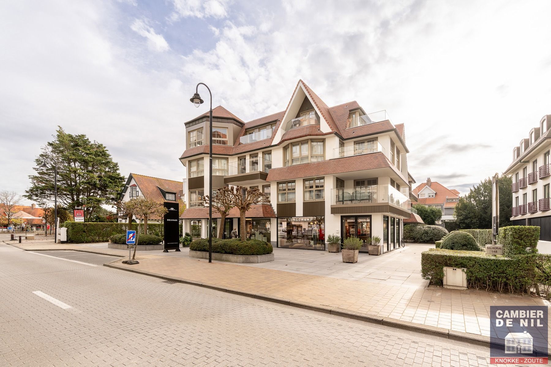 Ruim (155 m²) gemeubeld 3 SK appartement in hartje Zoute foto 27