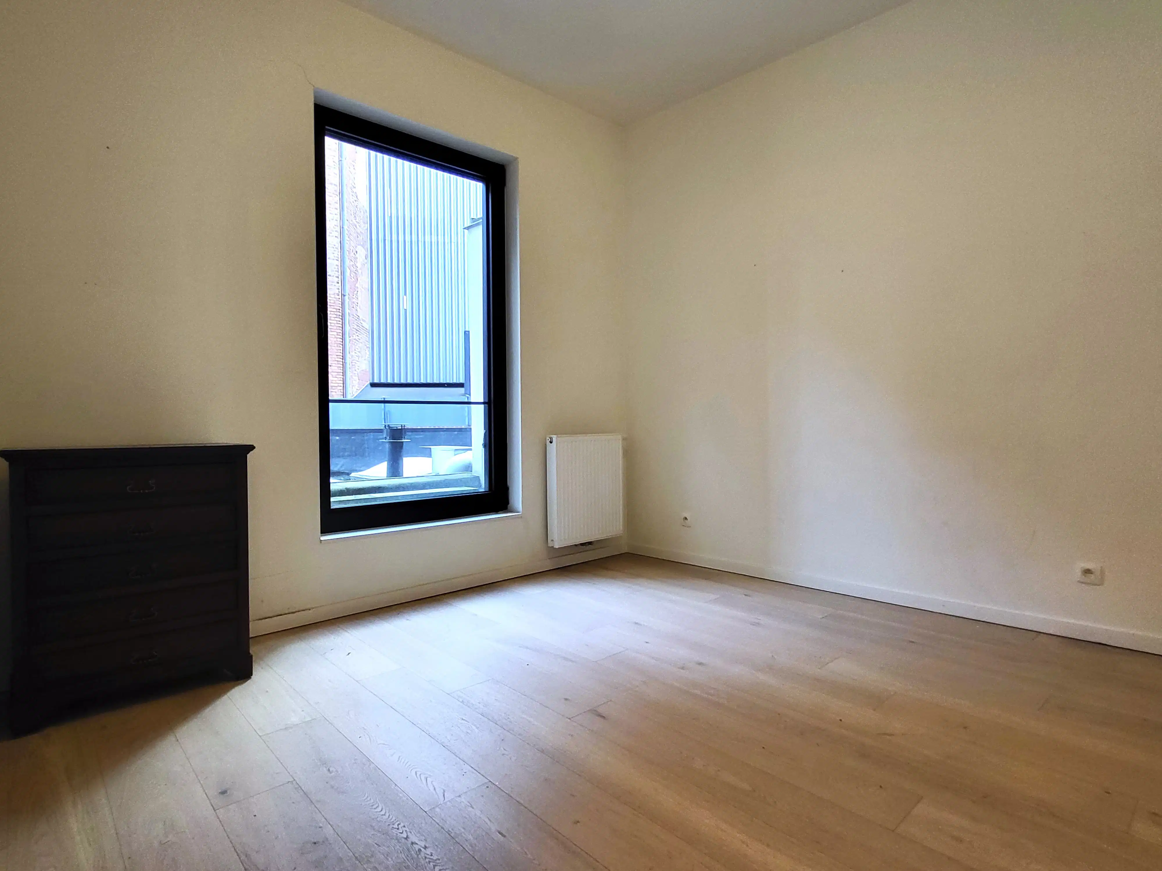 Prachtig energiezuinig appartement met 2 slaapkamers en zonnig balkon, in het centrum van de Stad Gent.  foto 24