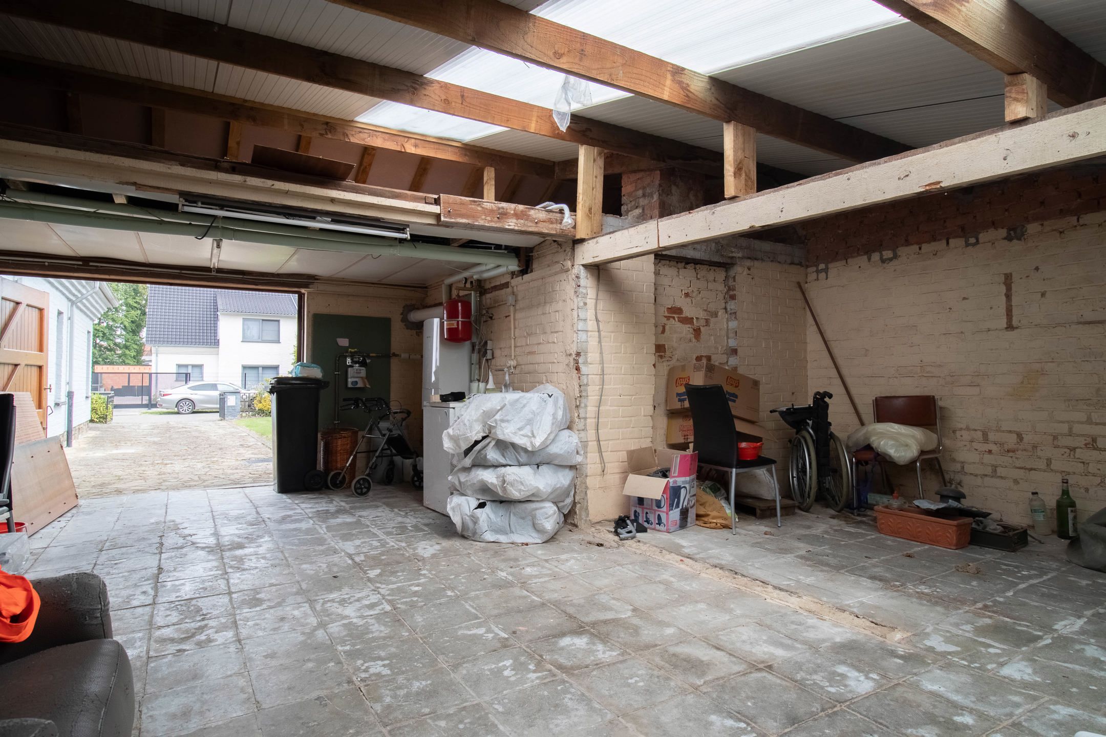 Charmante 3-gevelwoning met ruime tuin en garage foto 26