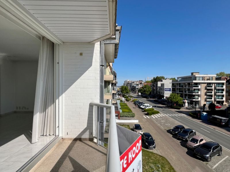Stralend hoekappartement in het hart van Oostduinkerke-bad foto 8