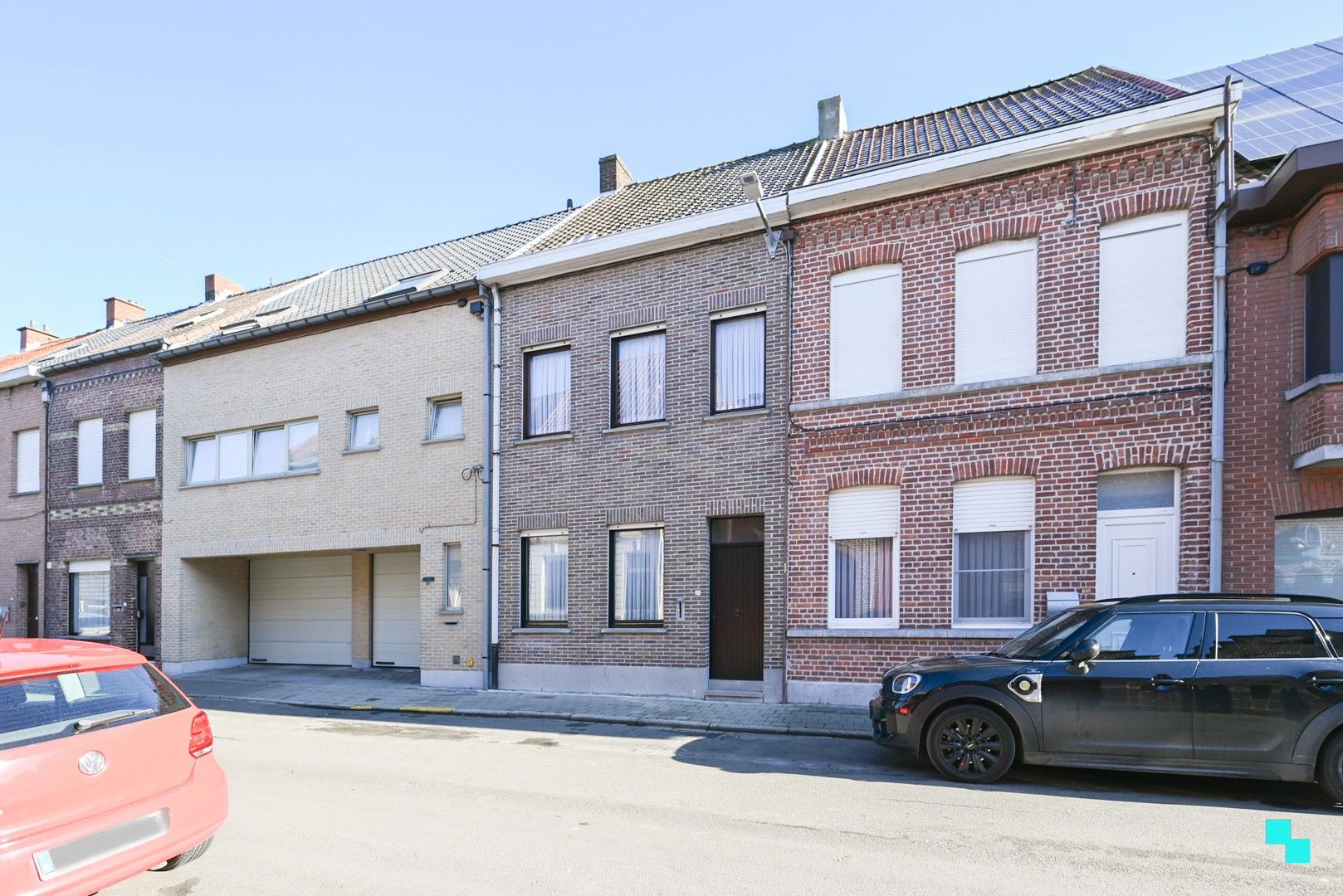 Hoofdfoto van de publicatie: Eéngezinswoning te centrum Izegem