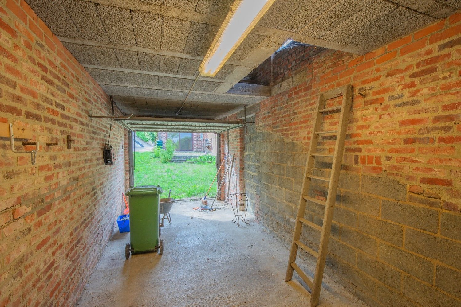 Charmante halfopen woning met 3 slaapkamers, ruime garage en gunstige ligging in Holsbeek foto 18