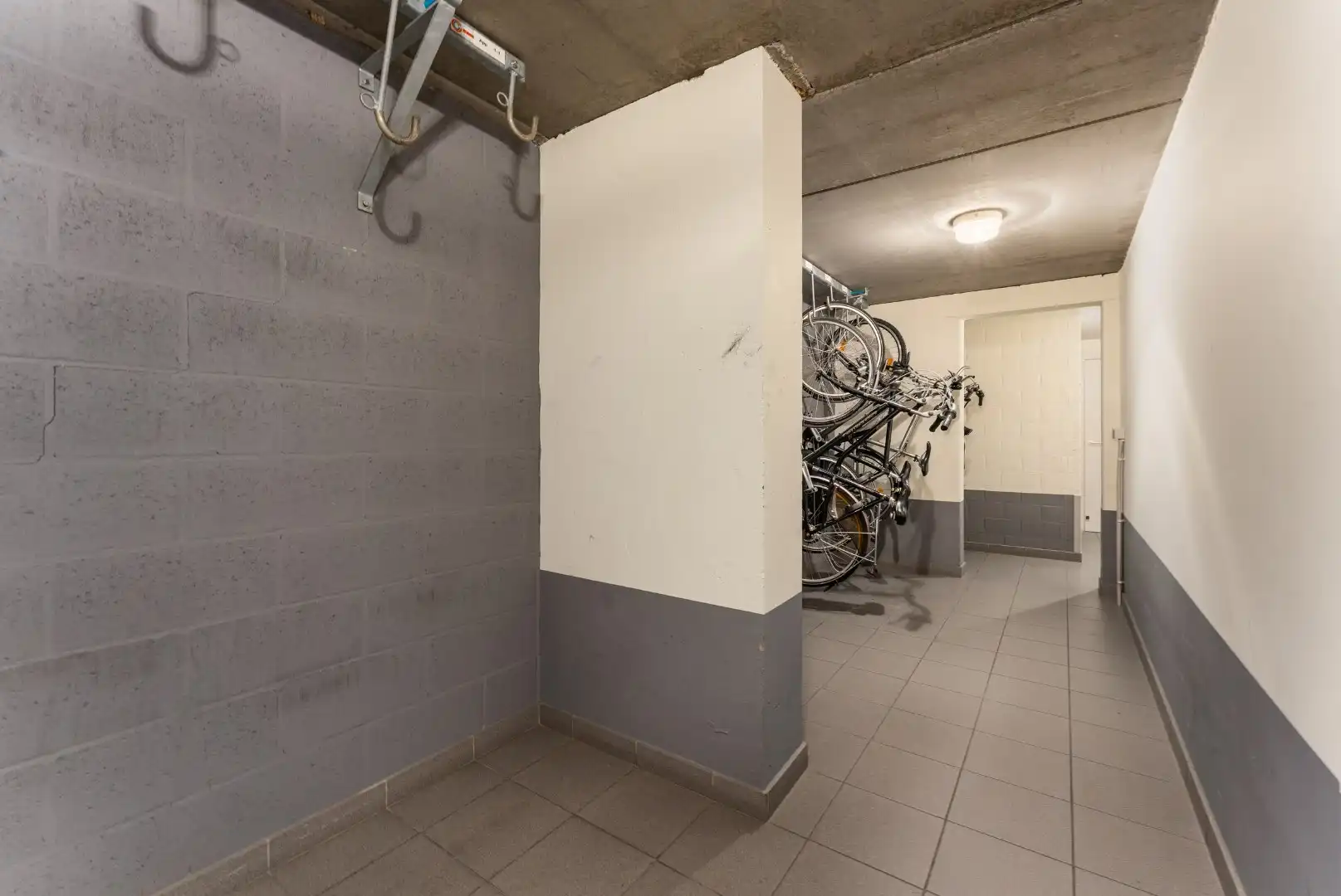 Ruim appartement met parkeerplaats in centrum Knokke foto 22