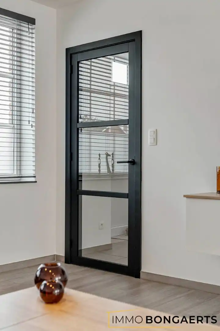 Recente gezinswoning met 3 slaapkamers  foto 14