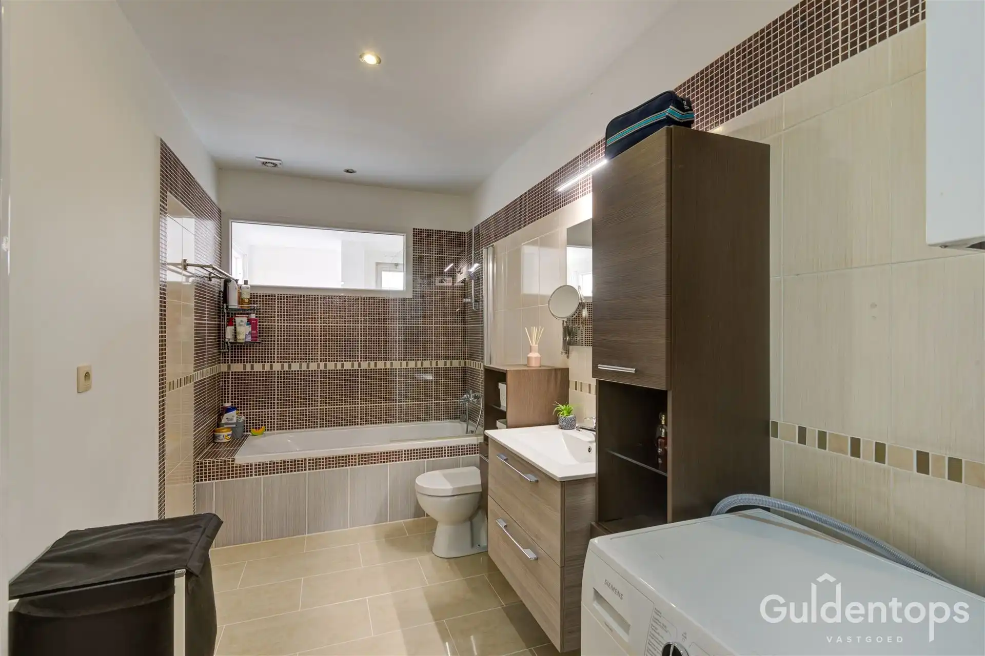 Woning met 3 slaapkamers, 2 badkamers en zuidgerichte tuin foto 15