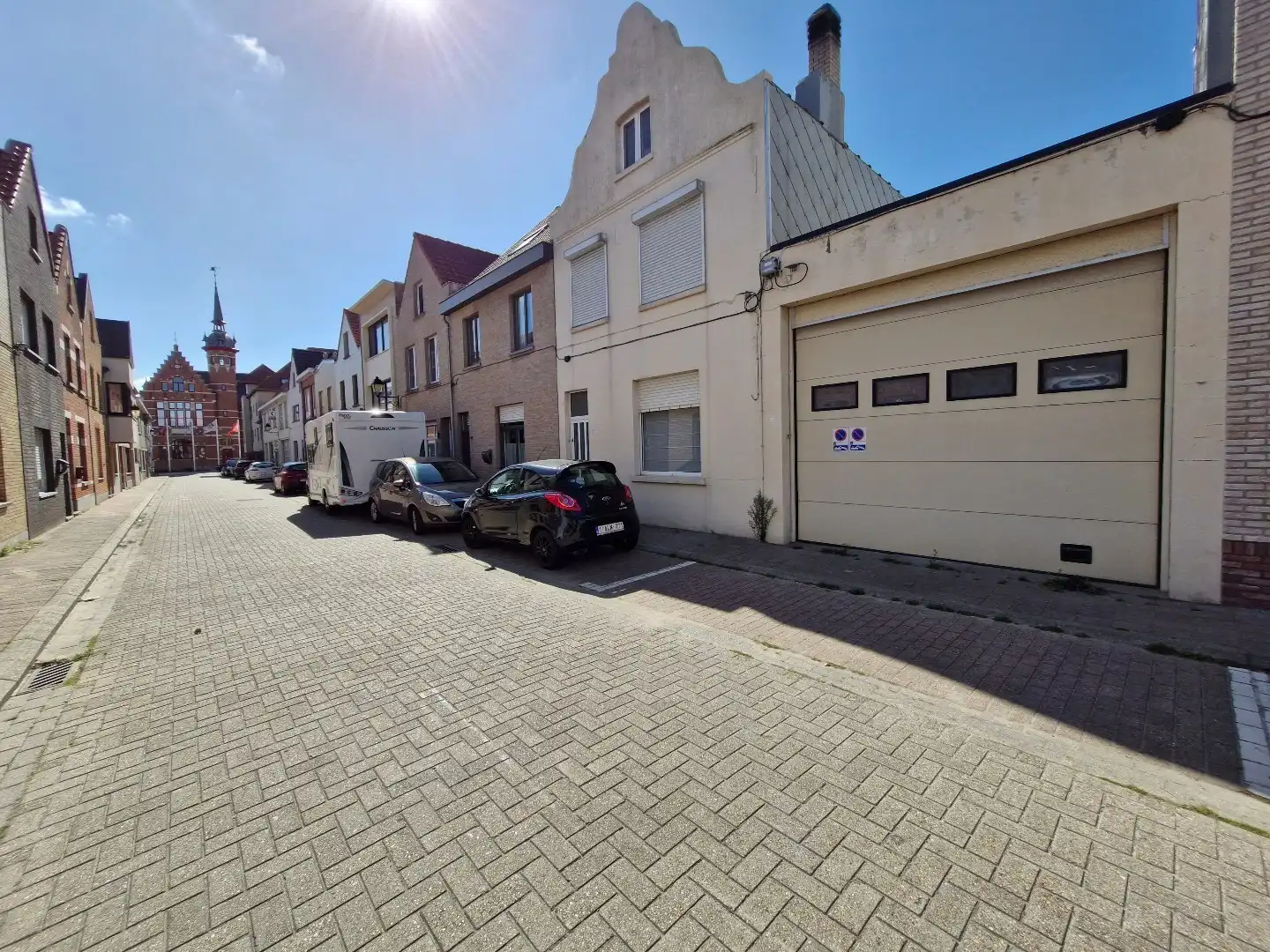 Opslagplaats/bouwgrond van 106 m² in het centrum van Heist foto {{pictureIndex}}