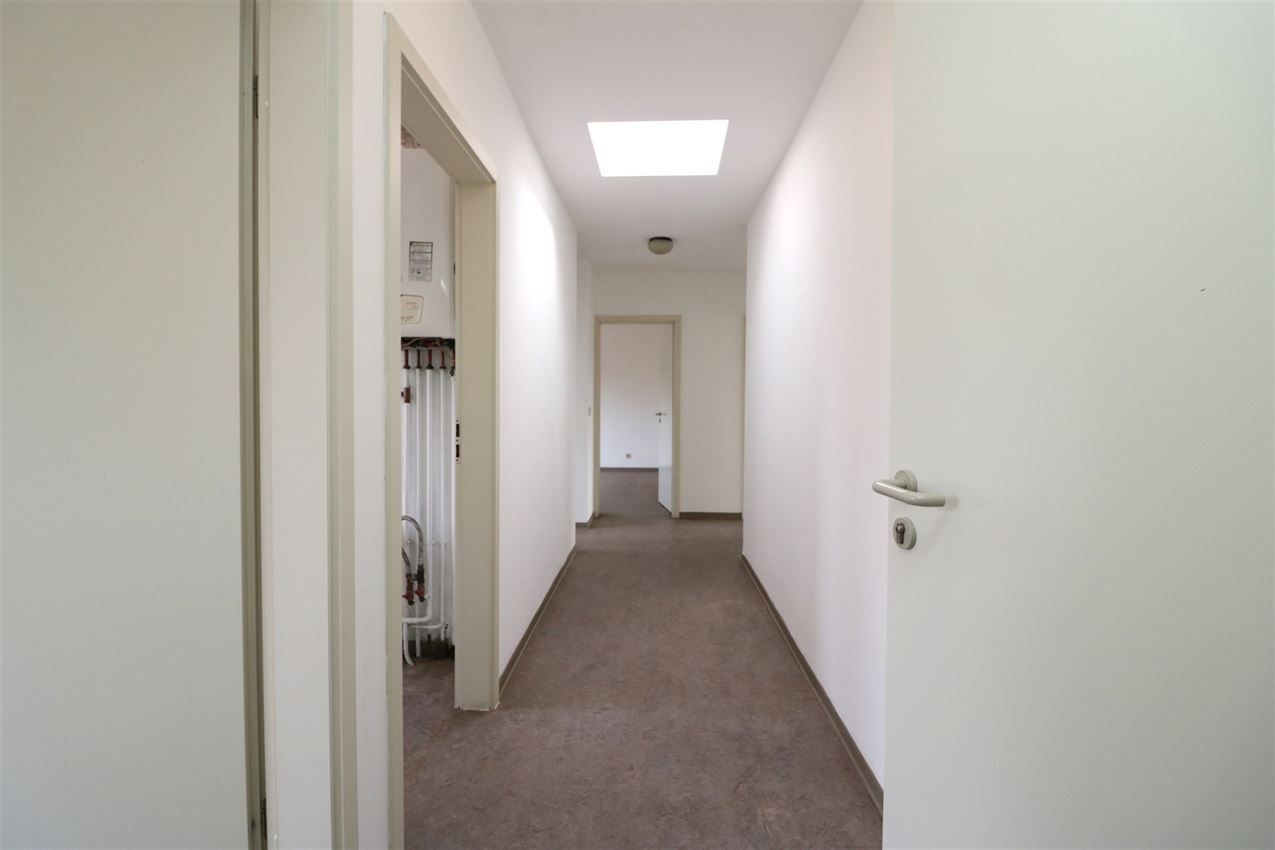 Appartement, twee slaapkamers, autostaanplaats in centrum foto 4