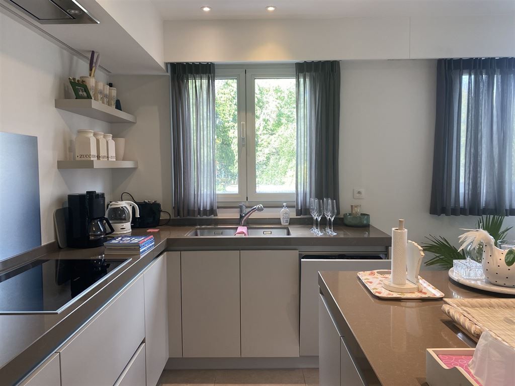 Nieuwbouw appartement in centrum 's-Gravenwezel foto 4