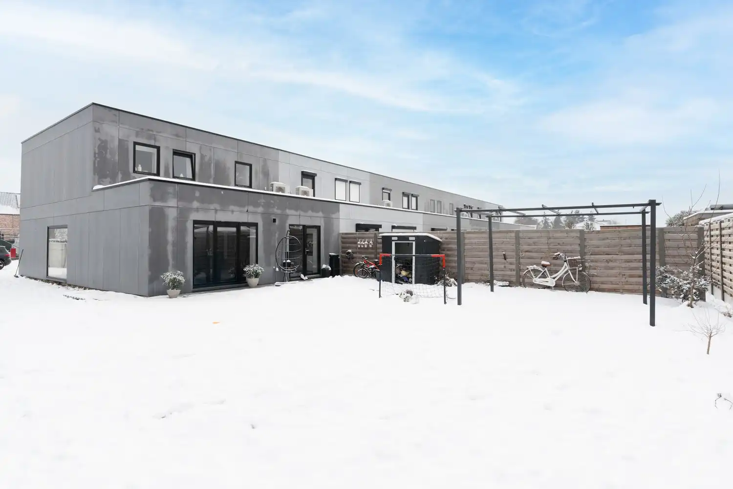 Recente, energiezuinige 3 SLK woning in een kindvriendelijke buurt op een mooi perceel foto 34