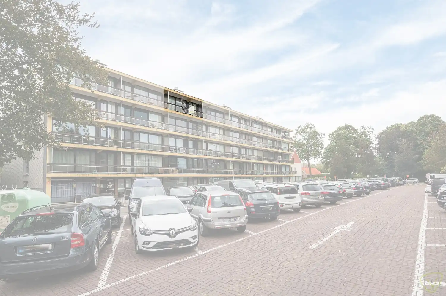 Lichtrijk appartement met twee terrassen en prachtig vergezicht in Eeklo foto 18