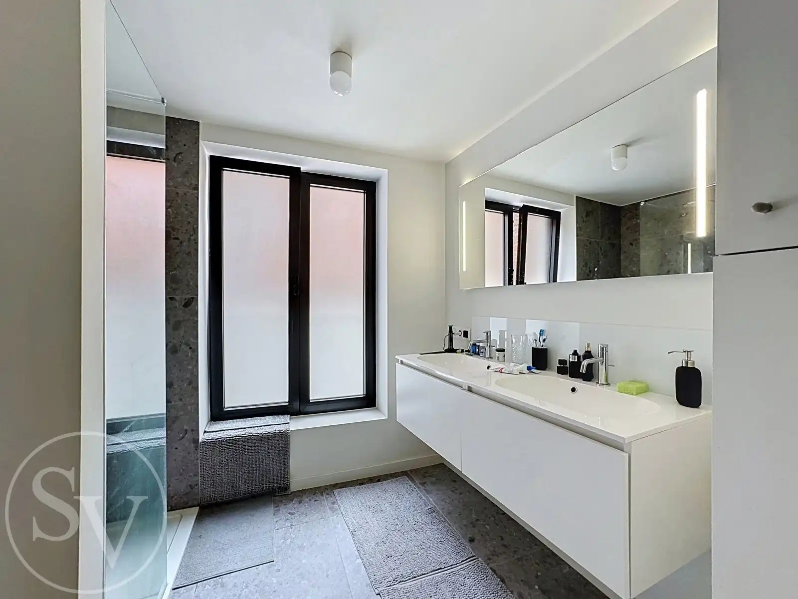 Appartement te huur foto 11