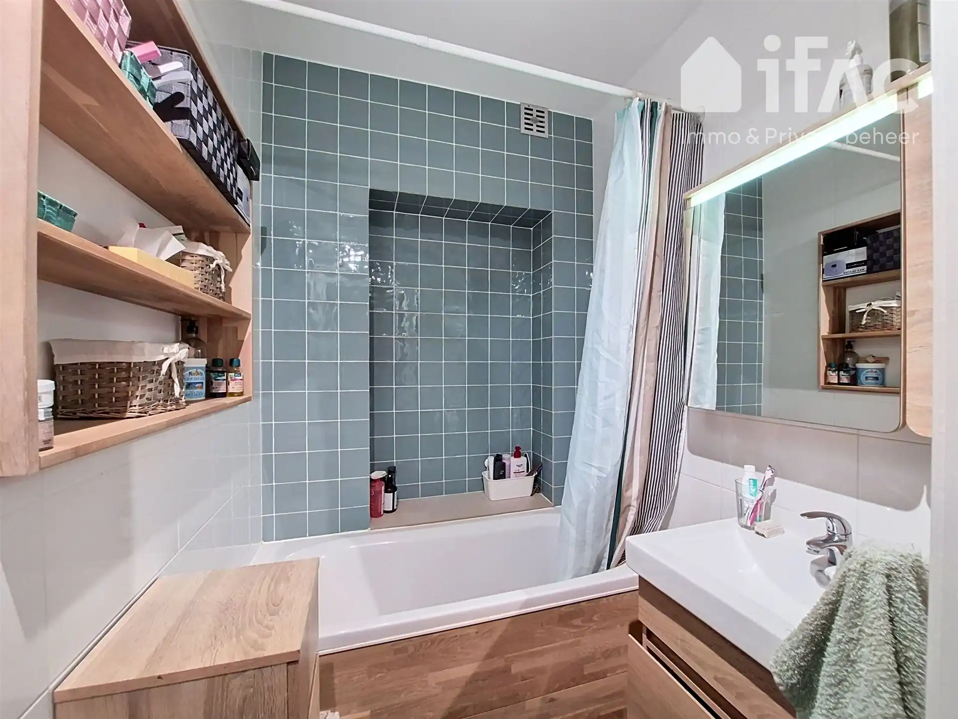 Gerenoveerd 2-kamer appartement met 27m² zonneterras. foto 11