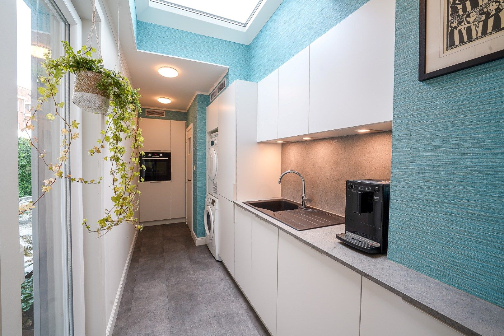 Instapklare gezinswoning met gezellige stadstuin in Oostende foto 7