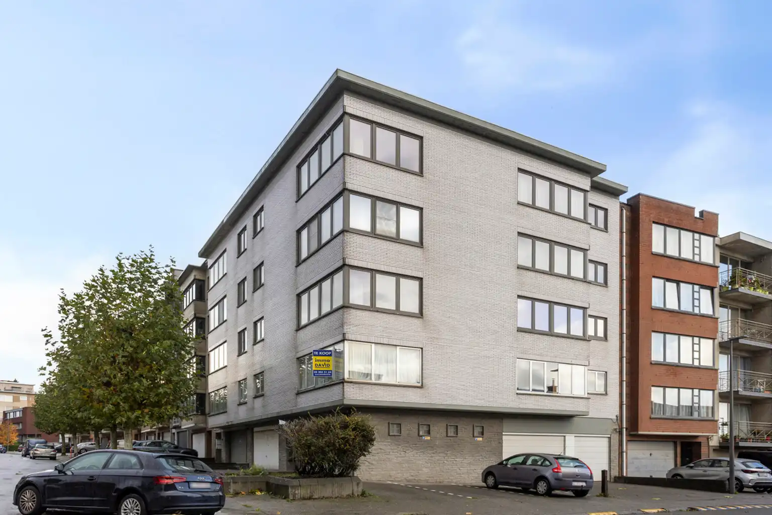 Instapklaar 1 slaapkamer lichtrijk en modern hoekappartement foto 16