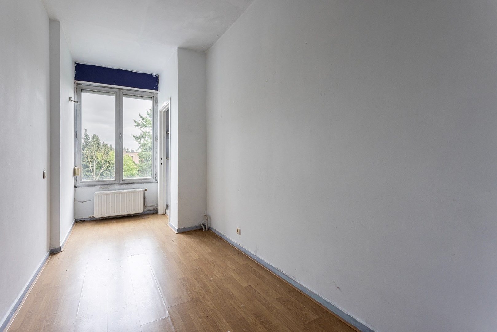 Appartement (2v) met 2 slaapkamers in een klein gebouw! foto 8
