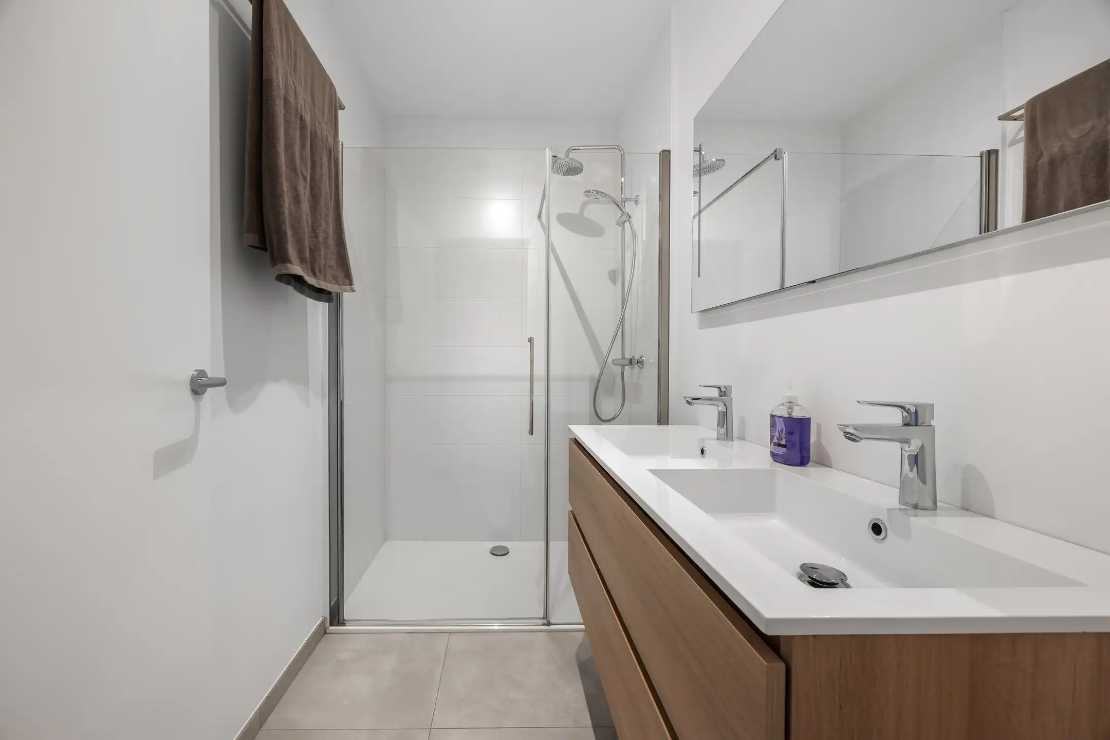 Modern en lichtrijk appartement te koop in hartje zandhoven foto 5