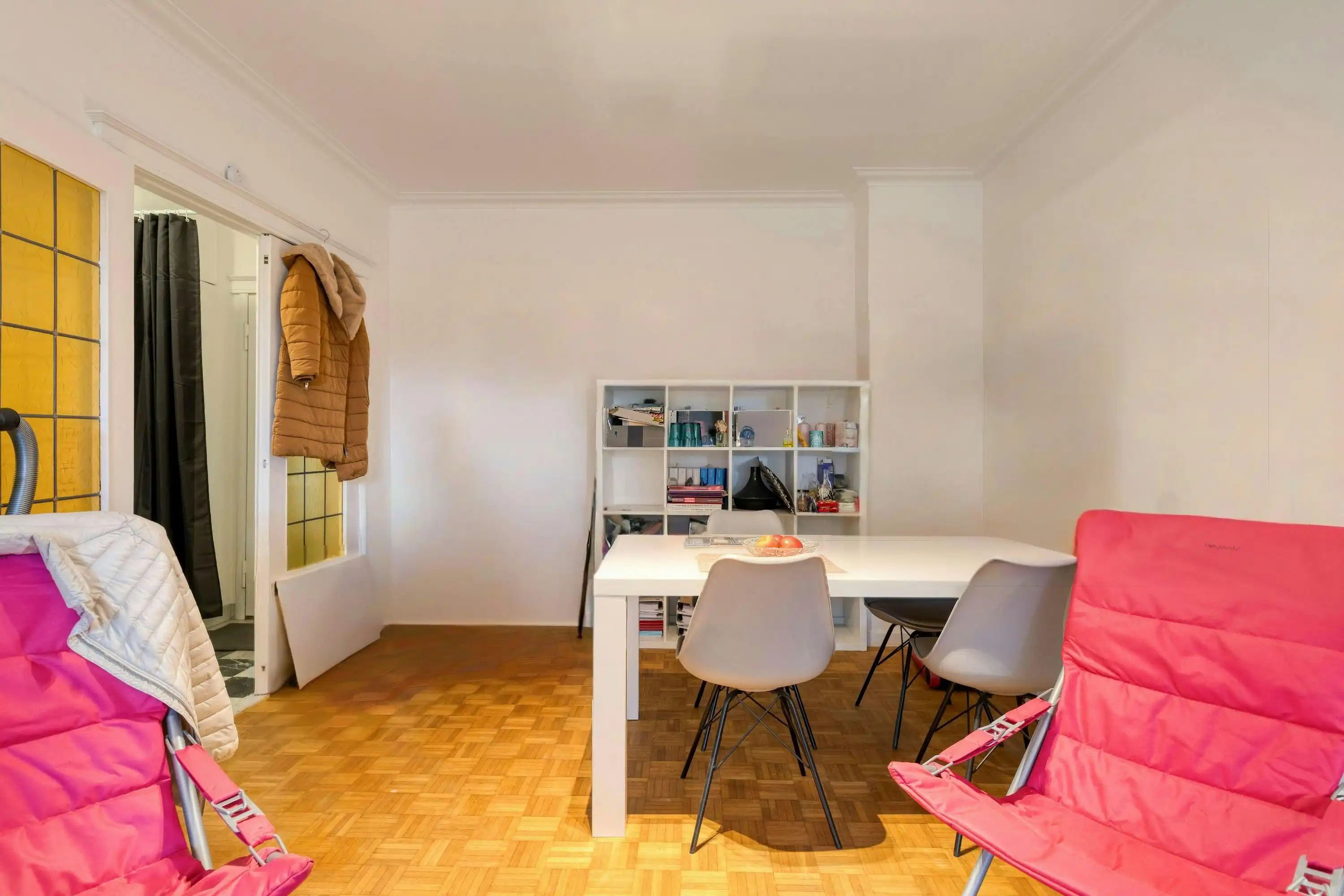 Lichtrijk appartement met ruim terras te koop in Berchem foto 5