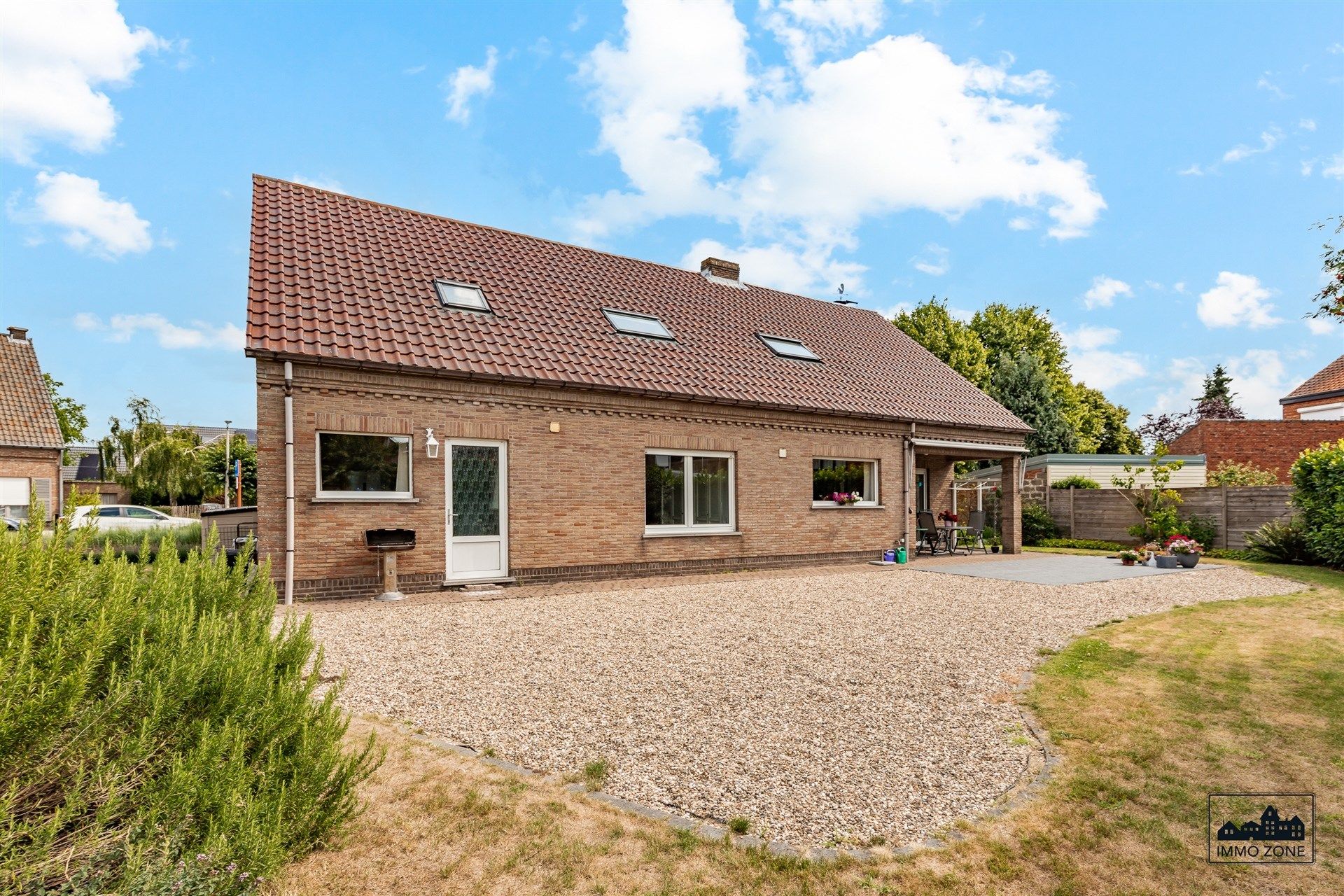 Ruime woning met 4 slaapkamers in De Klinge  foto 19