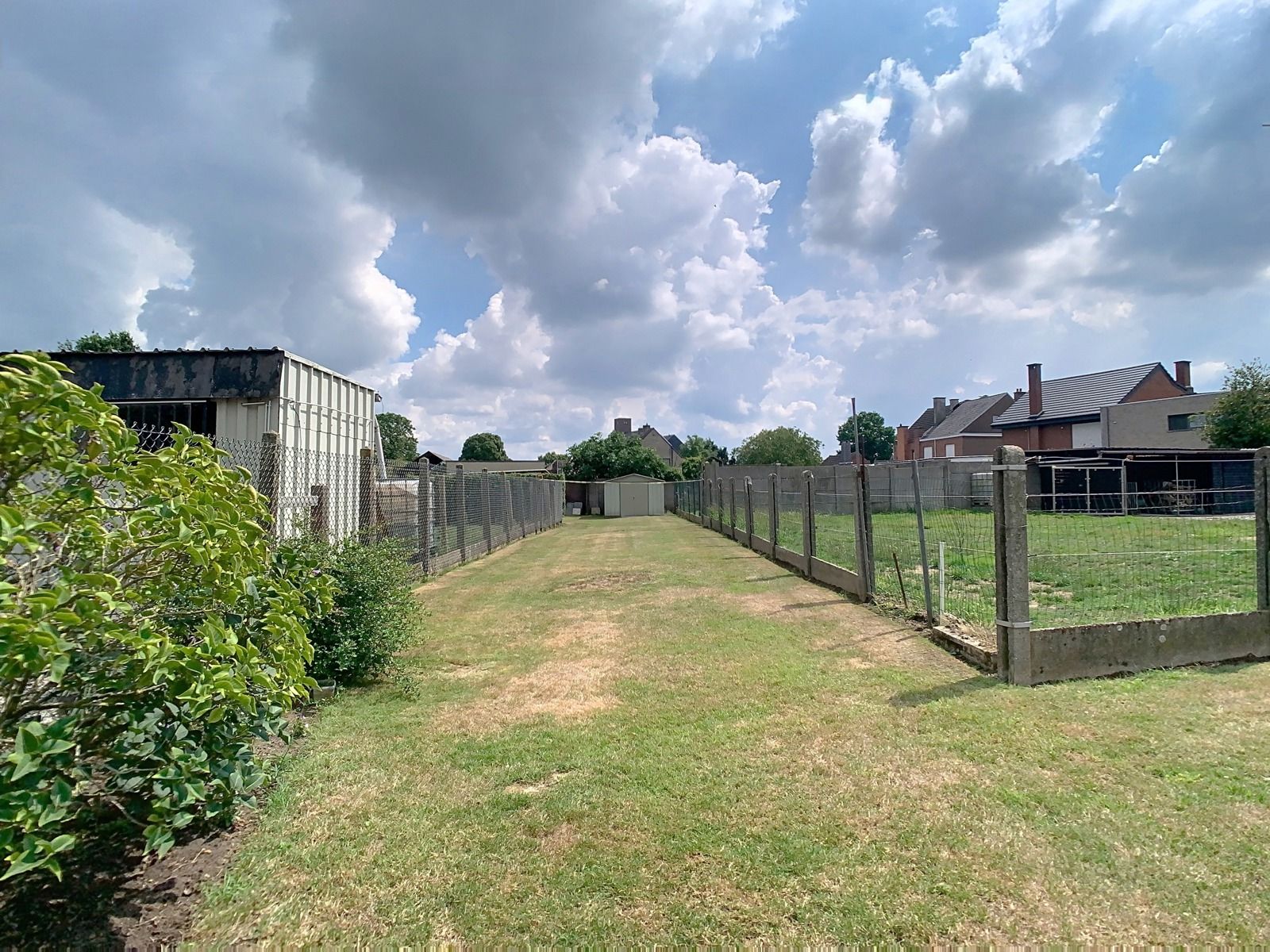 Stevige en Ruime Gezinswoning in een Rustige én Groene omgeving! foto 22
