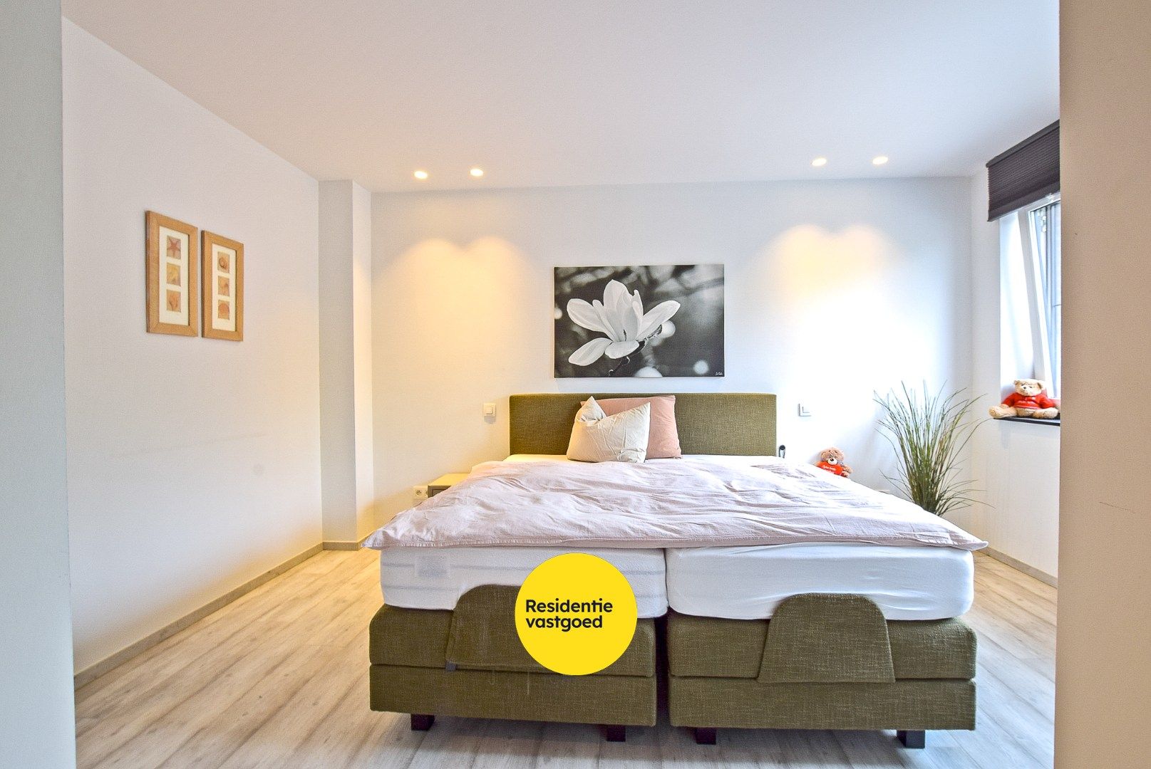 Moderne woning (2018) te Ramskapelle met 3 slaapkamers, garage en verzichten. foto 12