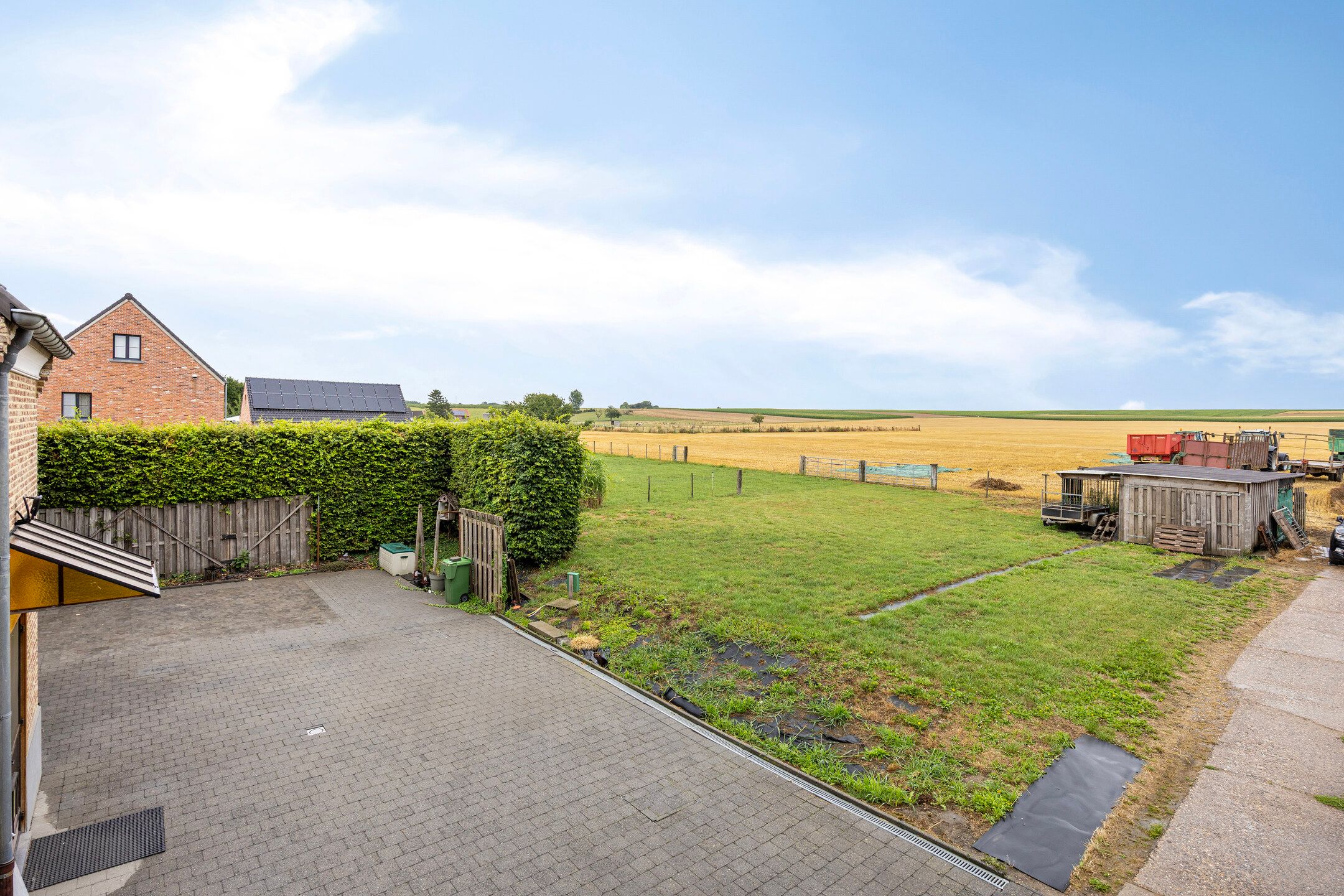 Ruime woning op perceel met uitzicht foto 28