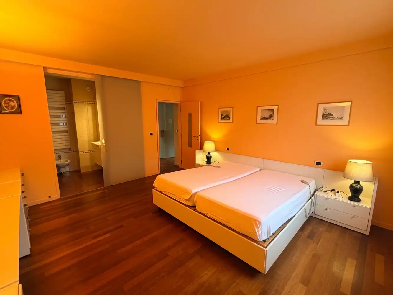Bemeubeld 2-slaapkamerappartement van 150m² met 2 terrassen en zicht op de Dijle. foto 14