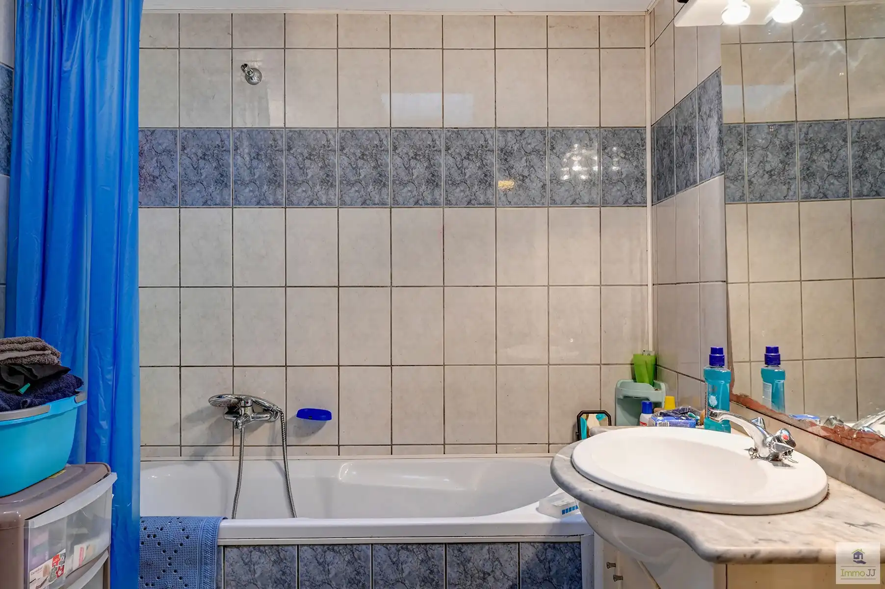 Te renoveren tweegezinswoning foto 18