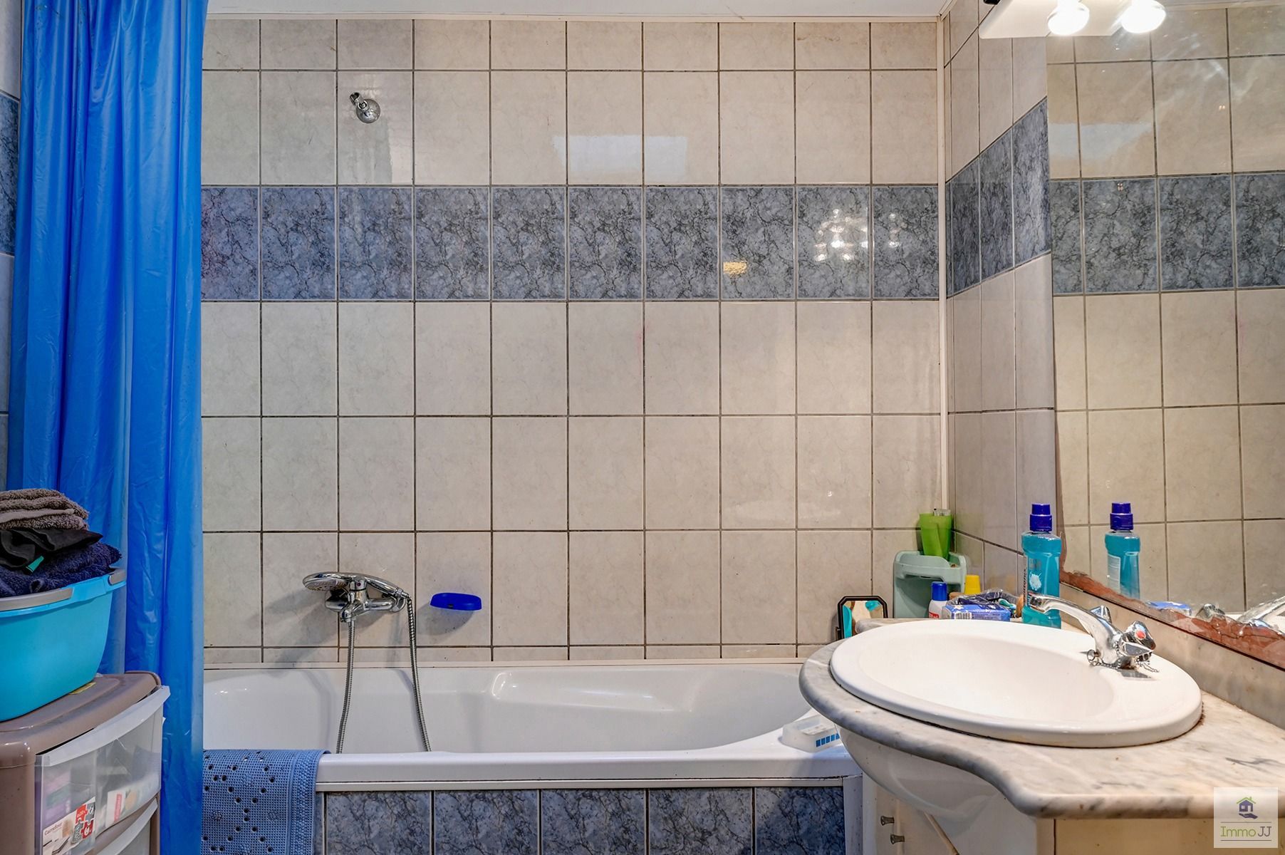 Te renoveren tweegezinswoning foto 18