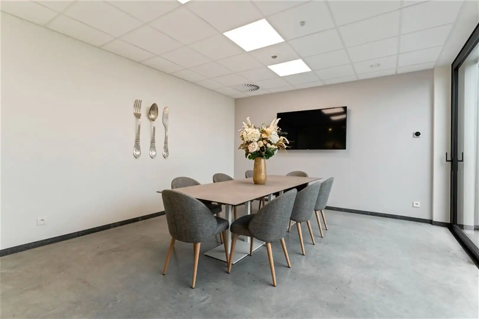 Moderne instapklare kantoren te huur foto 14