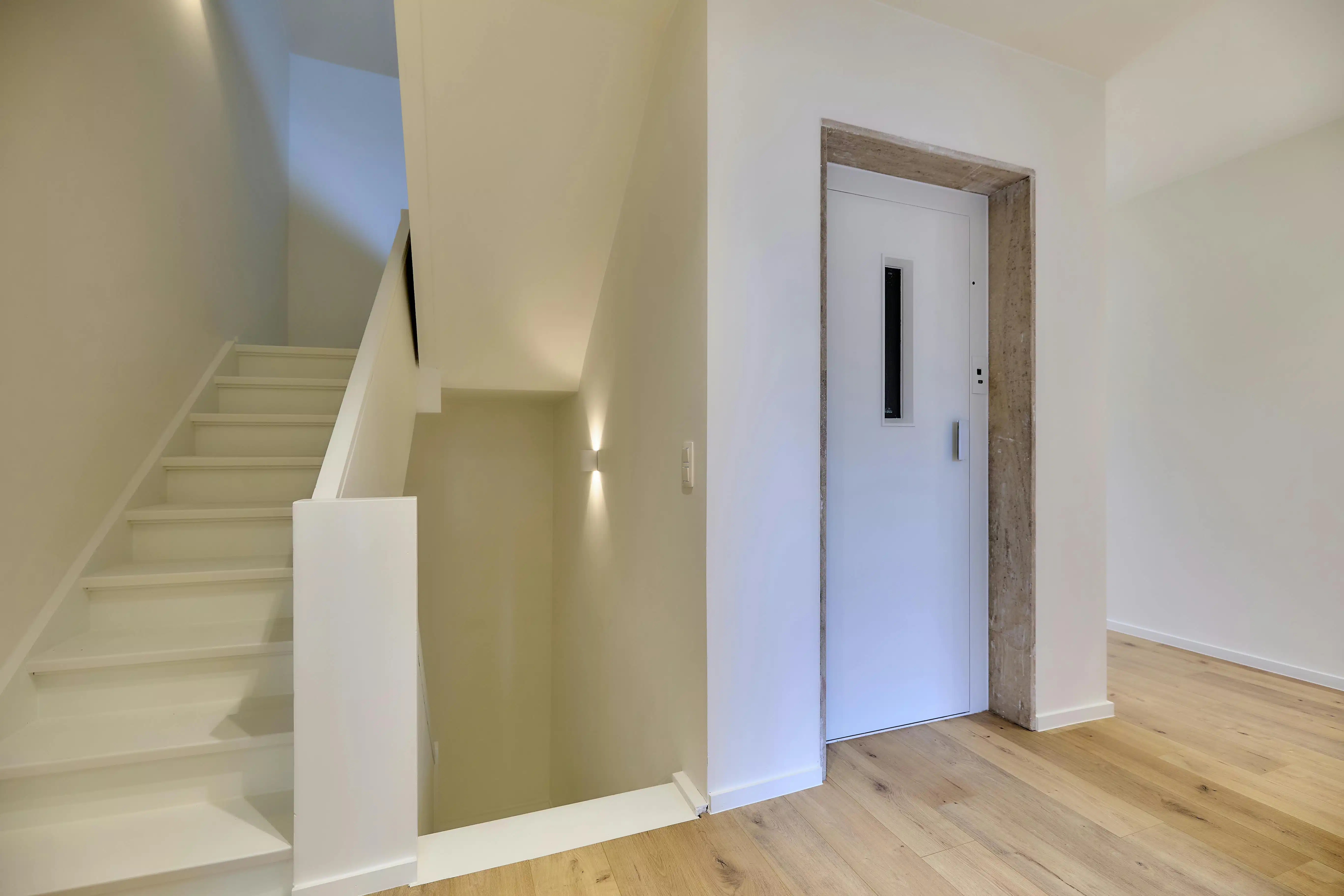 Uniek herenhuis MET LIFT foto 27