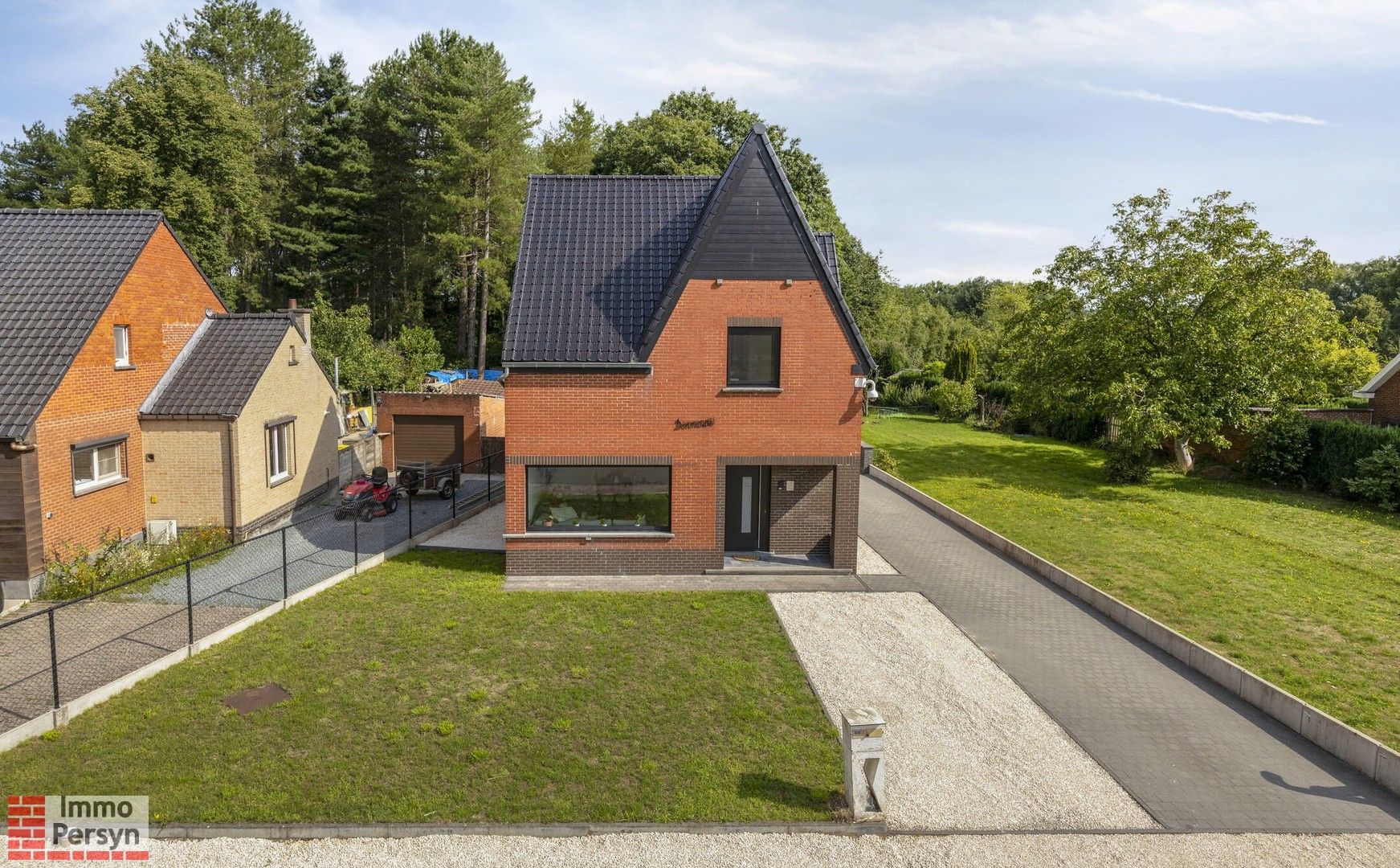 Instapklare en volledig gerenoveerde woning met 3 slpk en garage foto 43