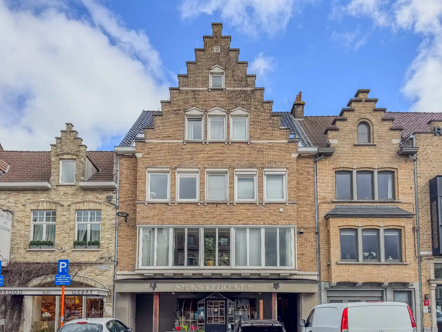 Zeer ruim appartement met 3 slaapkamers, 3 badkamers en gigantisch terras. foto 25