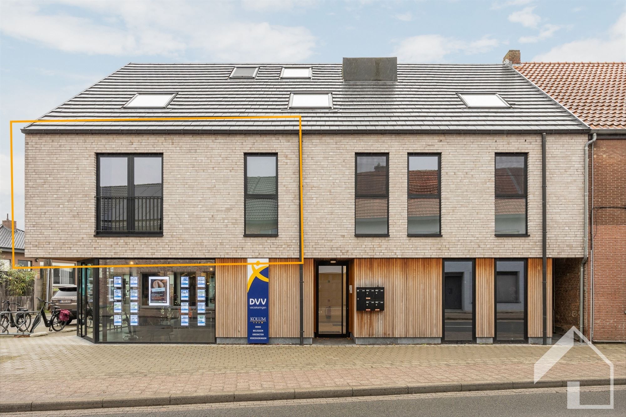 Prachtig en ruim appartement met lift! foto {{pictureIndex}}