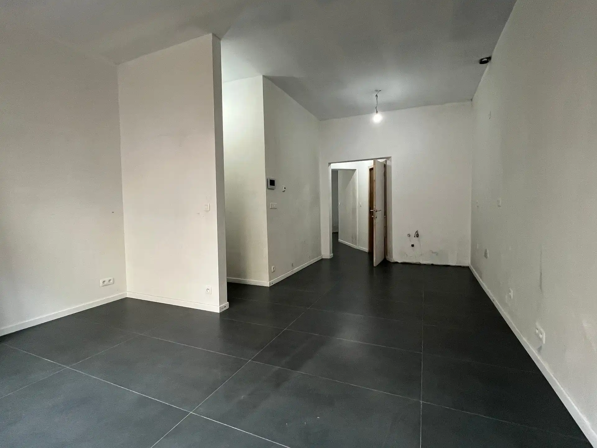 Appartement met ruime slaapkamer! foto 5