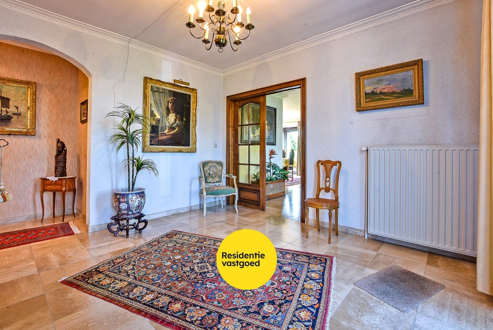 Ruime alleenstaande woning met grote tuin nabij centrum Diksmuide op 1681 m². foto 7