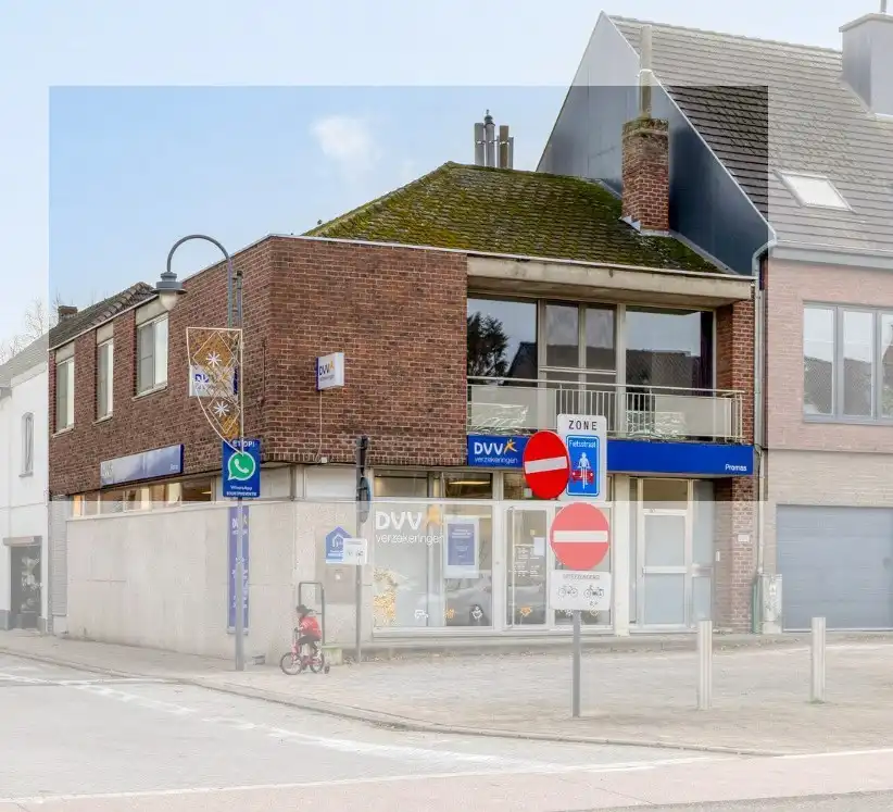 Appartement (161 m²) met ruime woonkamer en 3 slaapkamers. foto 23