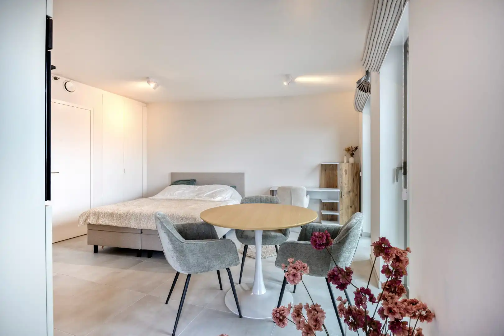 Bemeubelde studio met terras en kelderberging in het centrum van Leuven! - EPC 50 kWh/m² - bewoonbare opp. 37,5 m² foto 13